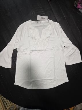 Women's White Embroidered V-Neck Top